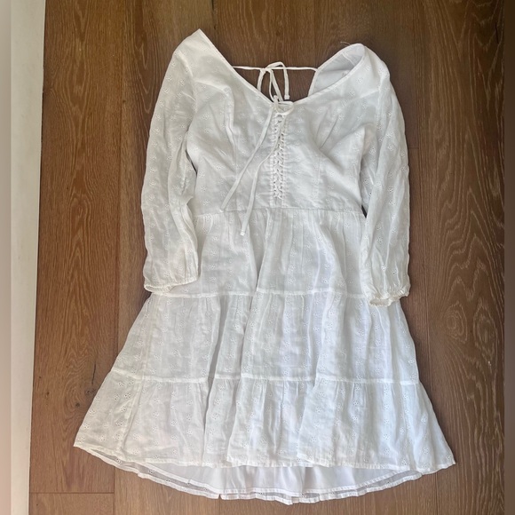 ✨NWT✨ Hollister | white eyelet square neck dress - Picture 6 of 12